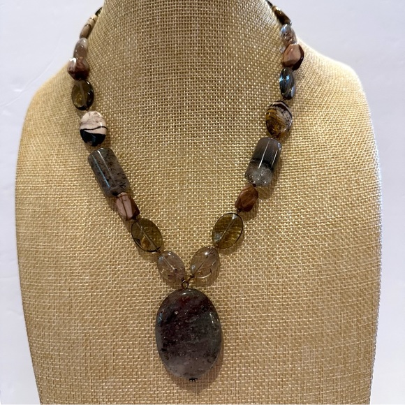 Multi-color Genuine Gemstone Necklace with polished oval stone pendant, browns - Picture 2 of 10